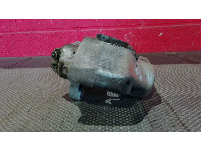 Recambio de pinza freno delantera derecha para land rover discovery (salljg/lj) 2.5 tdi referencia OEM IAM    Recambio de pinza freno delantera derecha para land rover discovery (salljg/lj) 2.5 tdi referencia OEM IAM