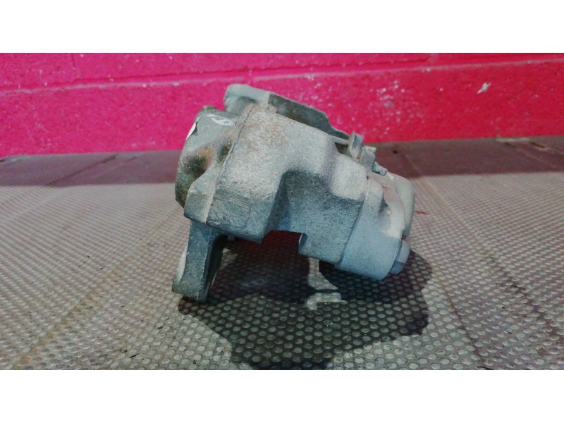 Recambio de pinza freno trasera derecha para land rover discovery (salljg/lj) 2.5 tdi referencia OEM IAM    Recambio de pinza freno trasera derecha para land rover discovery (salljg/lj) 2.5 tdi referencia OEM IAM