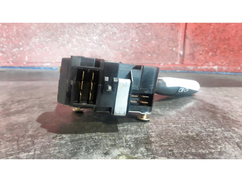 Recambio de mando luces para renault 19 (b/c/l53)  | 0.92 - 0.96  | 0.92 - 0.96 referencia OEM IAM   