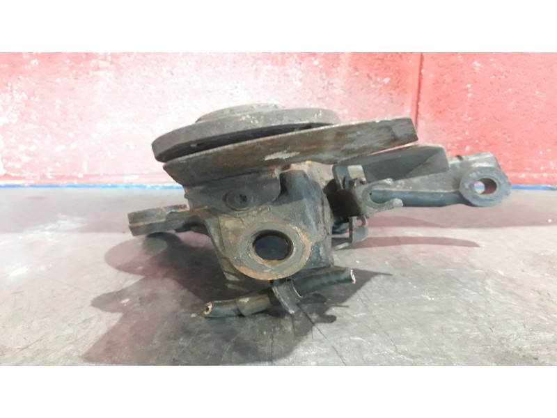 Recambio de mangueta delantera derecha para peugeot 407 coupe  | 0.05 - ...  | 0.05 - ... referencia OEM IAM   