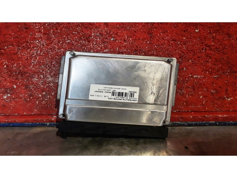 Recambio de centralita motor uce para volvo s 80 berlina  | 0.98 - 0.06 s 80 berlina  | 0.98 - 0.06 referencia OEM IAM 028100177