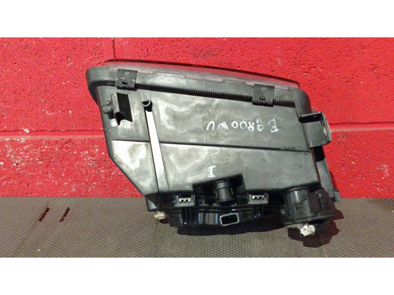 Recambio de faro izquierdo para audi a3 (8l) 1.8 20v turbo referencia OEM IAM    Recambio de faro izquierdo para audi a3 (8l) 1.8 20v turbo referencia OEM IAM