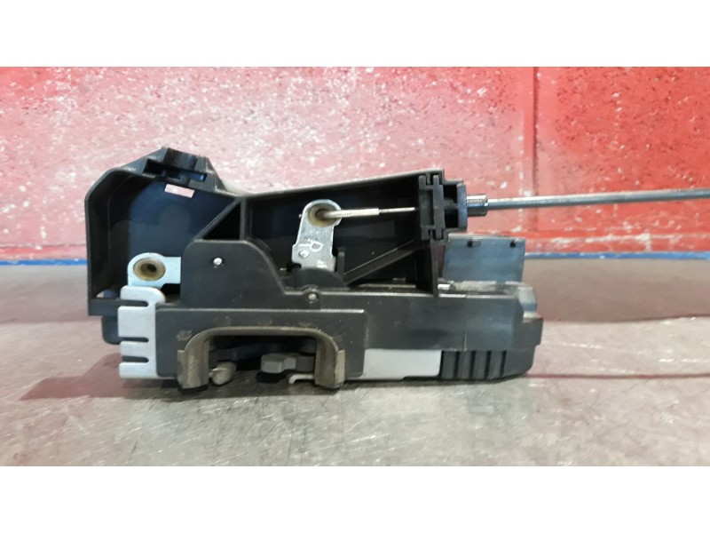 Recambio de cerradura puerta delantera derecha para opel astra g berlina referencia OEM IAM   