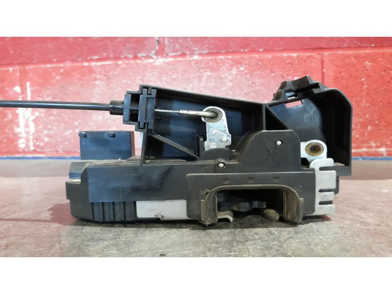 Recambio de cerradura puerta delantera izquierda para opel astra g berlina referencia OEM IAM   