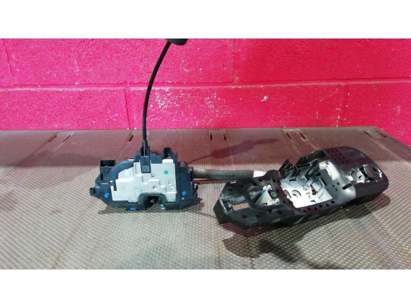 Recambio de cerradura puerta delantera derecha para renault megane iii sport tourer business referencia OEM IAM   