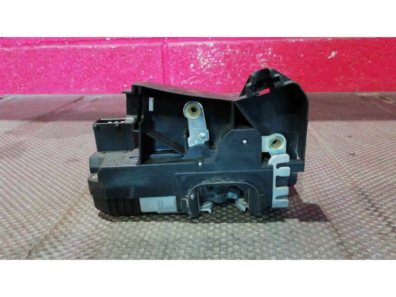 Recambio de cerradura puerta delantera izquierda para opel astra g caravan 2.0 dti referencia OEM IAM    Recambio de cerradura puerta delantera izquierda para opel astra g caravan 2.0 dti referencia OEM IAM