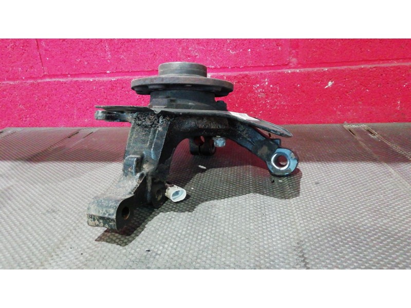 Recambio de mangueta delantera derecha para opel astra g caravan 2.0 dti referencia OEM IAM    Recambio de mangueta delantera derecha para opel astra g caravan 2.0 dti referencia OEM IAM