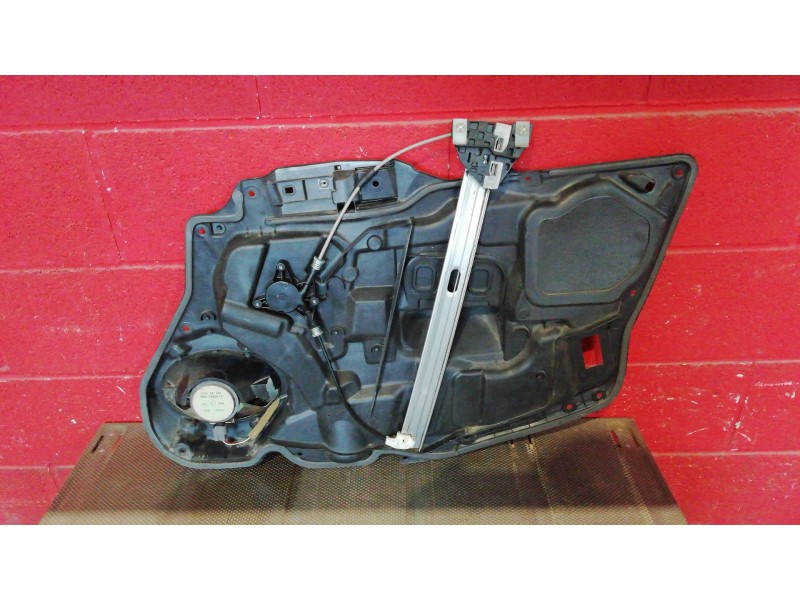 Recambio de elevalunas delantero izquierdo para mazda 6 berlina (gg) 2.0 diesel cat | 0.02 - ... 2.0 diesel cat | 0.02 - ... ref