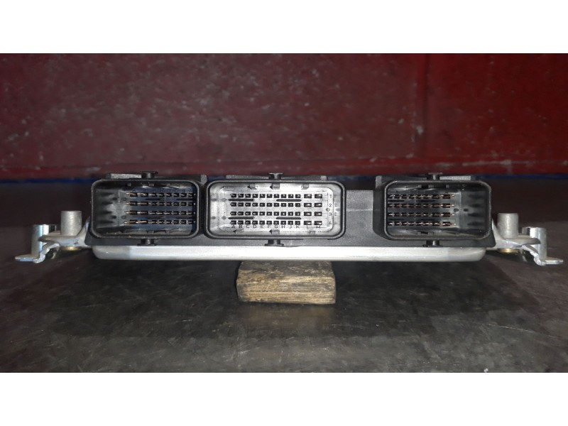 Recambio de centralita motor uce para peugeot 307 break / sw (s1)  | ...  | ... referencia OEM IAM 0261206493   Recambio de centralita motor uce para peugeot 307 break / sw (s1)  | ...  | ... referencia OEM IAM 0261206493