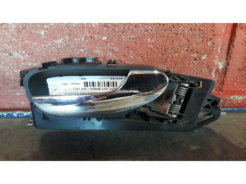 Recambio de maneta interior delantera derecha para peugeot 307 break / sw (s1)  | ...  | ... referencia OEM IAM    Recambio de maneta interior delantera derecha para peugeot 307 break / sw (s1)  | ...  | ... referencia OEM IAM