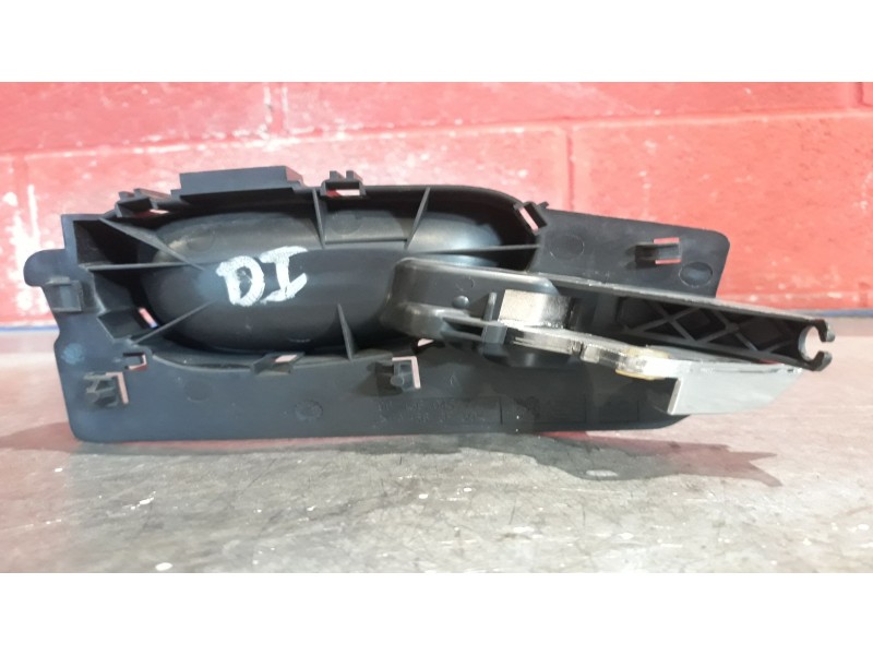 Recambio de maneta interior delantera izquierda para peugeot 307 break / sw (s1)  | ...  | ... referencia OEM IAM    Recambio de maneta interior delantera izquierda para peugeot 307 break / sw (s1)  | ...  | ... referencia OEM IAM