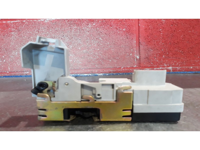 Recambio de cerradura puerta delantera derecha para peugeot 307 break / sw (s1)  | ...  | ... referencia OEM IAM   