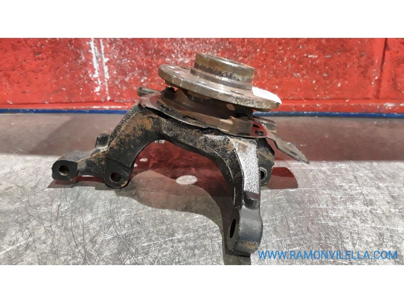 Recambio de mangueta delantero derecha para opel zafira a 2.0 dti | 0.99 - ... 2.0 dti | 0.99 - ... referencia OEM IAM   