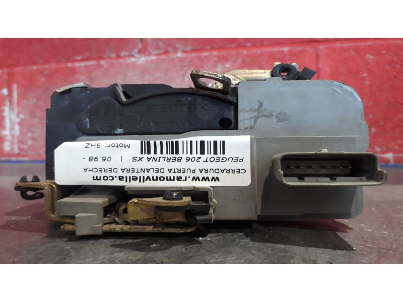 Recambio de cerradura puerta delantera derecha para peugeot 206 berlina xs | 06.98 - 12.06 xs | 06.98 - 12.06 referencia OEM IAM