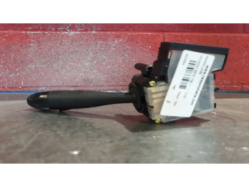 Recambio de mando luces para hyundai getz (tb)  | 0.02 - 0.09  | 0.02 - 0.09 referencia OEM IAM   