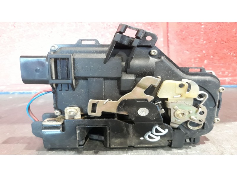 Recambio de cerradura puerta delantera derecha para audi a6 berlina (4b2) 1.8 20v turbo | 0.97 - 0.01 1.8 20v turbo | 0.97 - 0.0