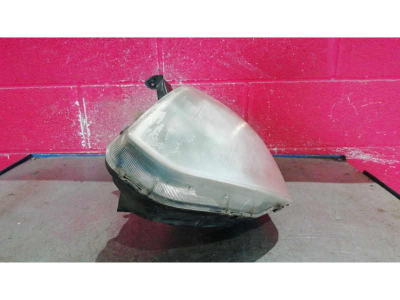 Recambio de faro izquierdo para hyundai i800 2.5 crdi vgt style referencia OEM IAM    Recambio de faro izquierdo para hyundai i800 2.5 crdi vgt style referencia OEM IAM