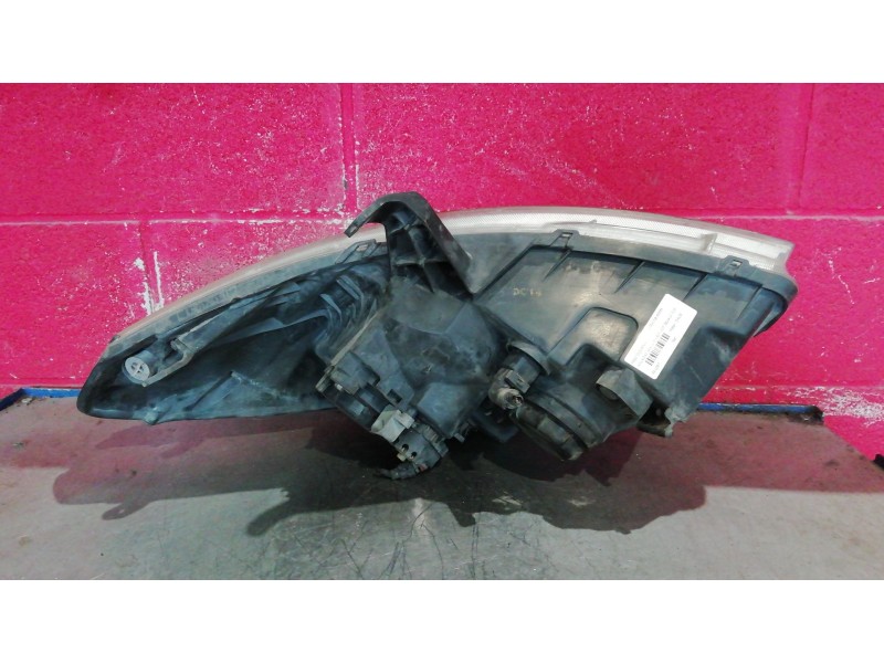 Recambio de faro izquierdo para hyundai i800 2.5 crdi vgt style referencia OEM IAM    Recambio de faro izquierdo para hyundai i800 2.5 crdi vgt style referencia OEM IAM