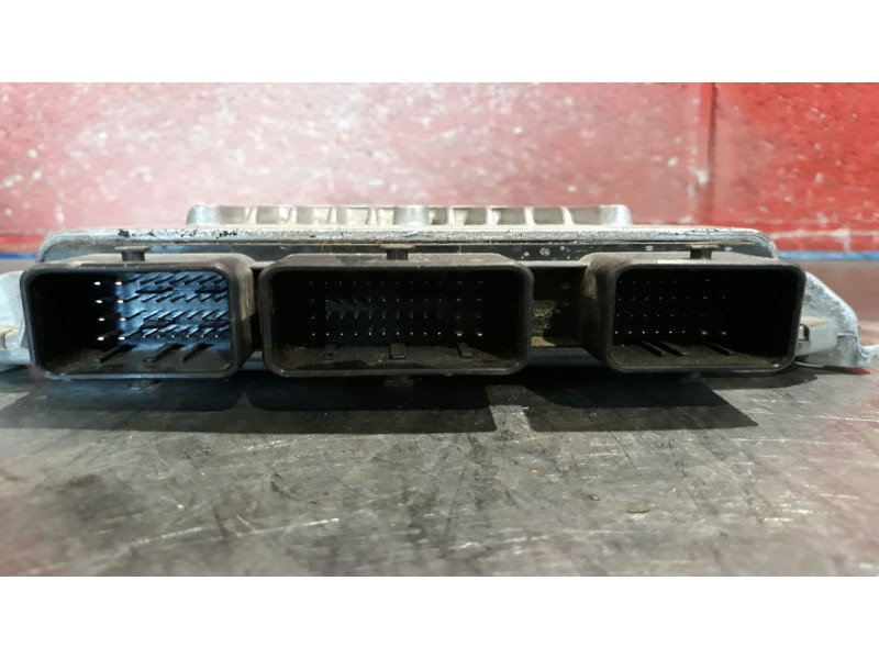 Recambio de centralita motor uce para citroen berlingo referencia OEM IAM 5WS40155CT 9647423380  Recambio de centralita motor uce para citroen berlingo referencia OEM IAM 5WS40155CT 9647423380