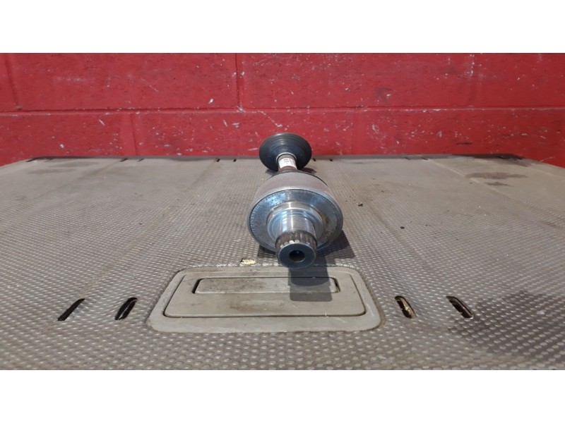 Recambio de transmision delantera izquierda para citroen saxo 1.4 exclusive referencia OEM IAM   