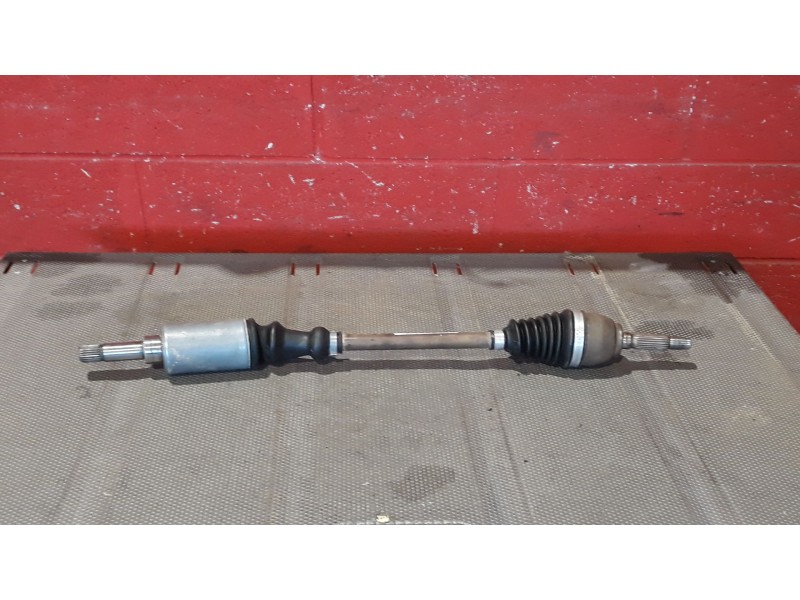Recambio de transmision delantera izquierda para citroen saxo 1.4 exclusive referencia OEM IAM   