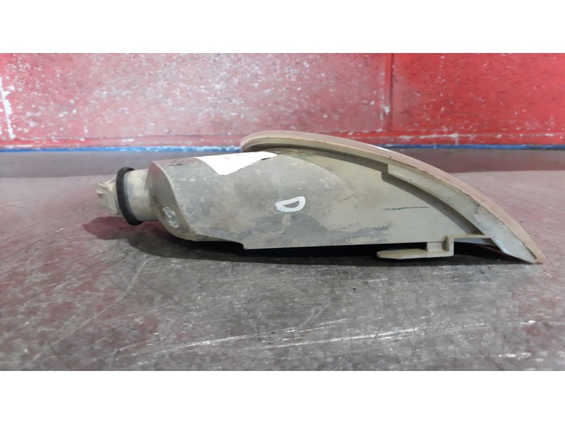 Recambio de piloto delantero derecho para citroen saxo 1.4 exclusive referencia OEM IAM   