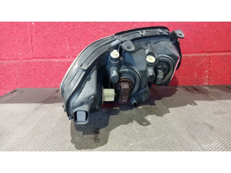 Recambio de faro izquierdo para opel zafira a  | 0.99 - 0.05  | 0.99 - 0.05 referencia OEM IAM   