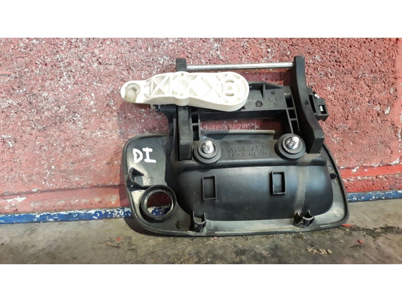Recambio de maneta exterior delantera izquierda para opel astra g berlina referencia OEM IAM    Recambio de maneta exterior delantera izquierda para opel astra g berlina referencia OEM IAM