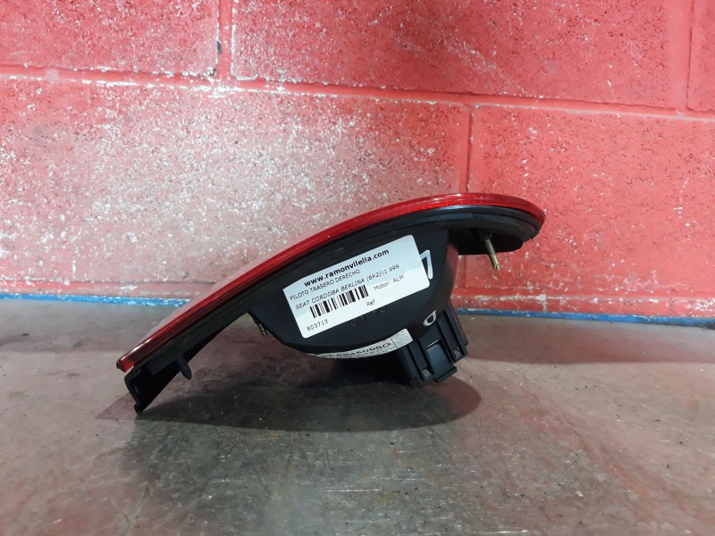 Recambio de piloto trasero derecho para seat cordoba berlina (6k2) referencia OEM IAM   