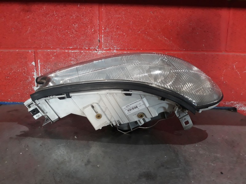 Recambio de faro derecho para ford mondeo berlina (gd) referencia OEM IAM    Recambio de faro derecho para ford mondeo berlina (gd) referencia OEM IAM