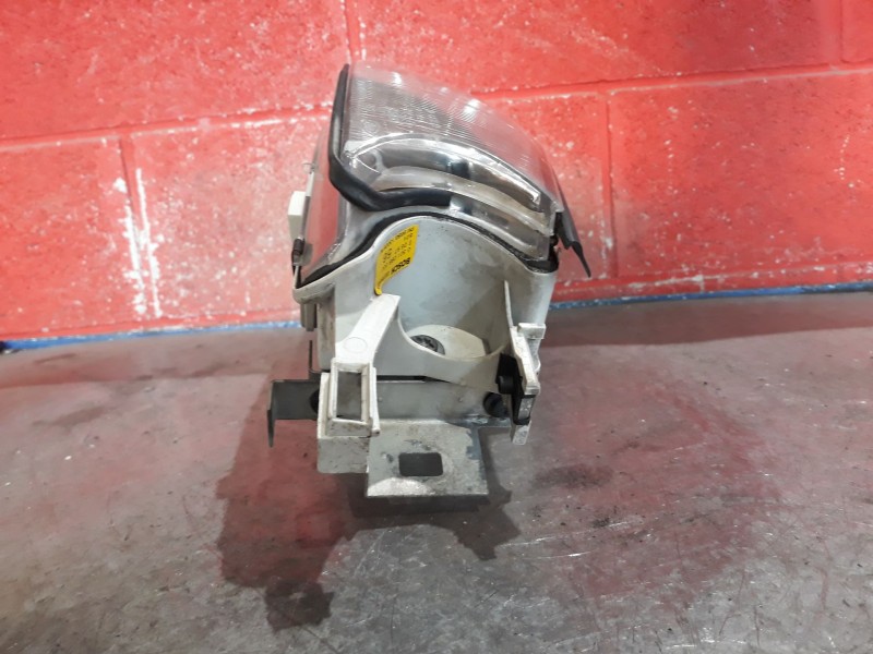 Recambio de faro derecho para ford mondeo berlina (gd) referencia OEM IAM    Recambio de faro derecho para ford mondeo berlina (gd) referencia OEM IAM