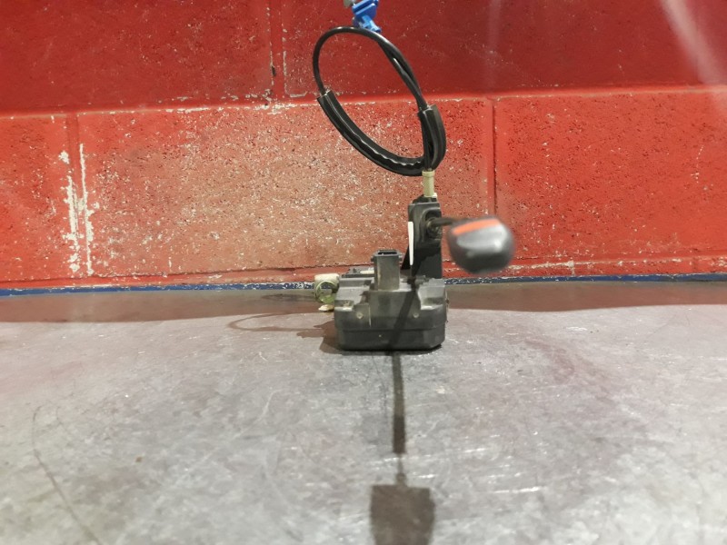 Recambio de cerradura puerta delantera izquierda para opel astra g berlina comfort referencia OEM IAM    Recambio de cerradura puerta delantera izquierda para opel astra g berlina comfort referencia OEM IAM