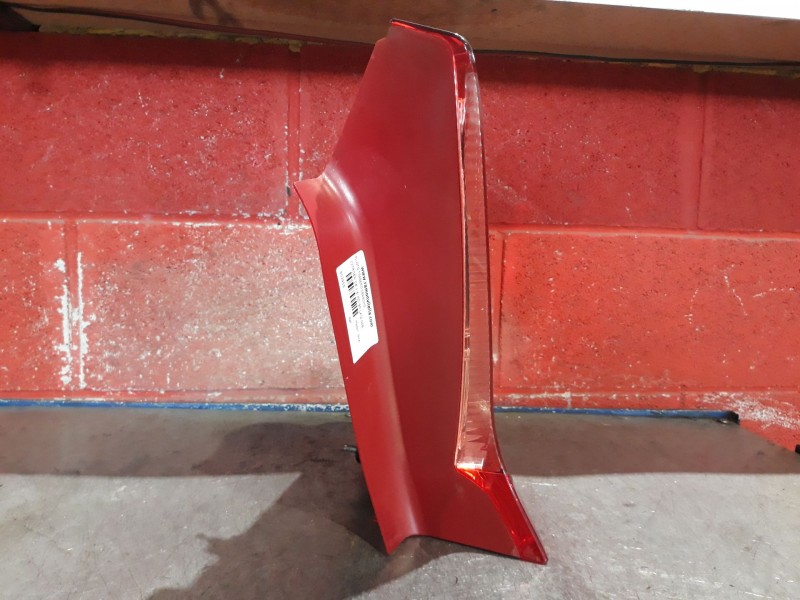 Recambio de piloto trasero derecho para citroen c4 1.6 hdi 90 lx referencia OEM IAM   