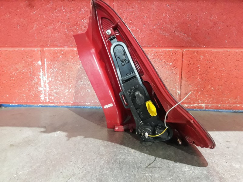 Recambio de piloto trasero izquierdo para citroen c4 1.6 hdi 90 lx referencia OEM IAM   