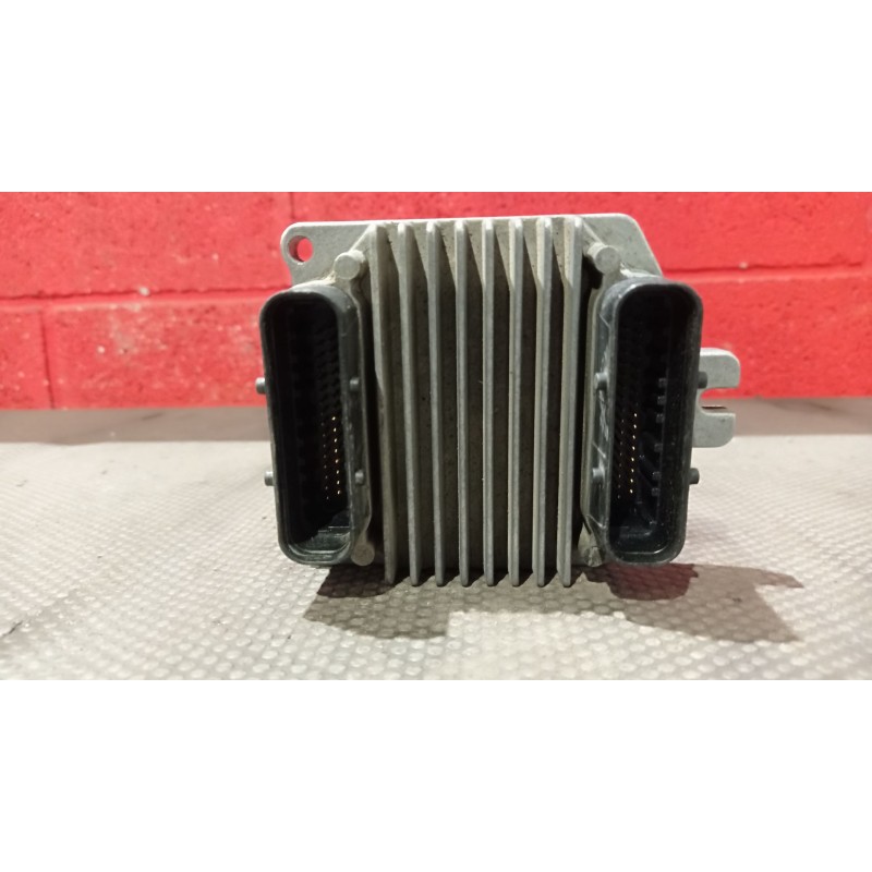 Recambio de centralita motor uce para opel zafira a 1.6 16v | 0.99 - 0.05 1.6 16v | 0.99 - 0.05 referencia OEM IAM 16250009  