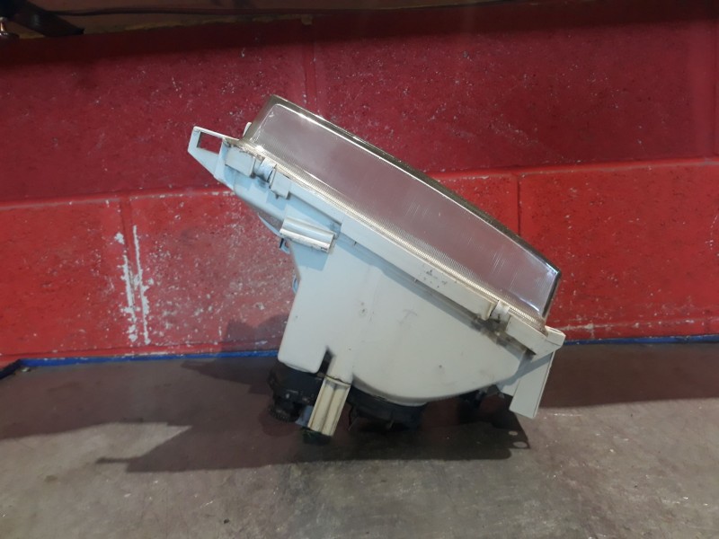 Recambio de faro izquierdo para toyota carina e sedán (_t19_) 2.0 d (ct190) referencia OEM IAM    Recambio de faro izquierdo para toyota carina e sedán (_t19_) 2.0 d (ct190) referencia OEM IAM