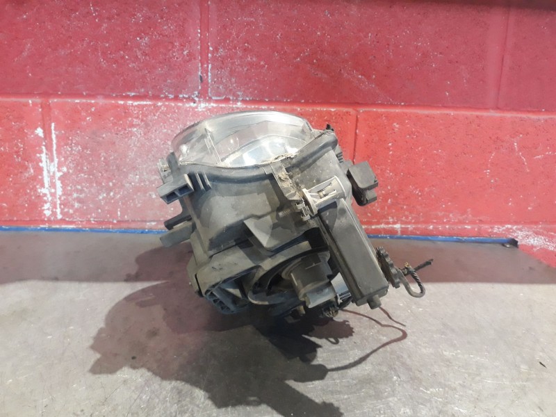 Recambio de faro izquierdo para bmw serie 3 compact (e46) 2.0 16v diesel cat referencia OEM IAM    Recambio de faro izquierdo para bmw serie 3 compact (e46) 2.0 16v diesel cat referencia OEM IAM