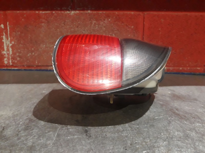 Recambio de piloto trasero derecho para renault safrane (b54) 2.5 20v cat referencia OEM IAM   