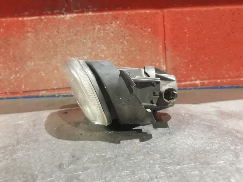 Recambio de faro antiniebla izquierdo para renault safrane (b54) 2.5 20v cat referencia OEM IAM   