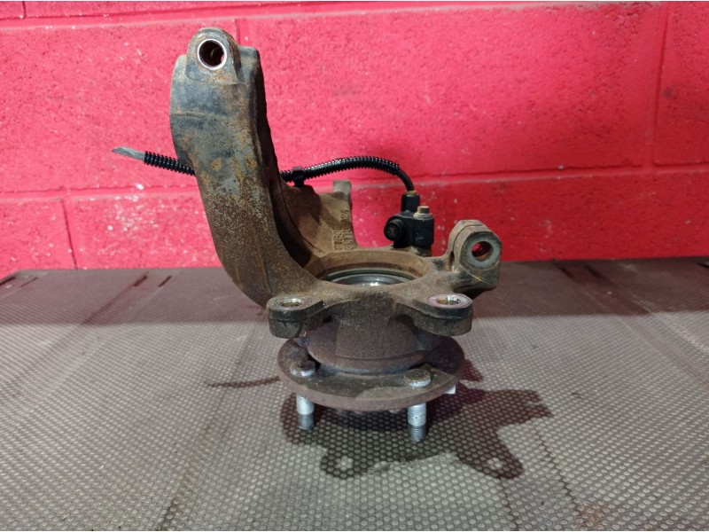 Recambio de mangueta delantera derecha para ford cougar (mc) 2.5 v6 24v cat referencia OEM IAM   