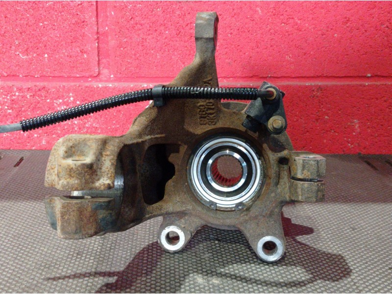 Recambio de mangueta delantera derecha para ford cougar (mc) 2.5 v6 24v cat referencia OEM IAM   