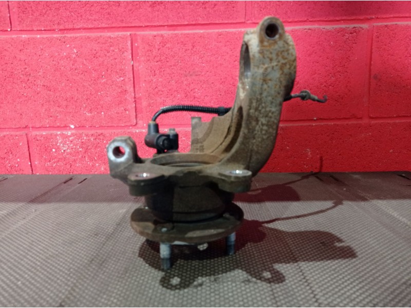 Recambio de mangueta delantera izquierda para ford cougar (mc) 2.5 v6 24v cat referencia OEM IAM   