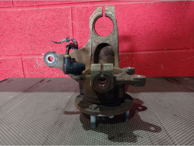 Recambio de mangueta delantera izquierda para ford cougar (mc) 2.5 v6 24v cat referencia OEM IAM   