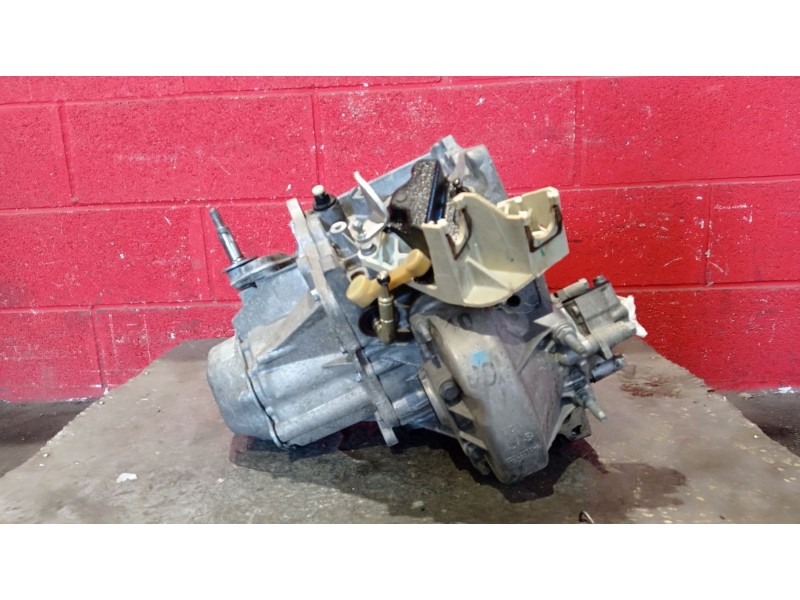 Recambio de caja cambios para citroen c4 berlina 1.6 16v hdi referencia OEM IAM 20DM75  