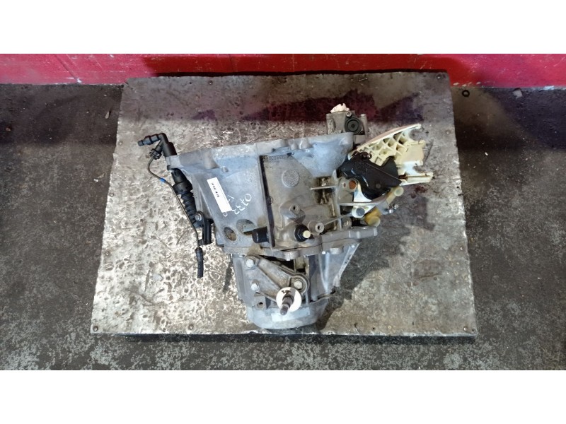 Recambio de caja cambios para citroen c4 berlina 1.6 16v hdi referencia OEM IAM 20DM75  