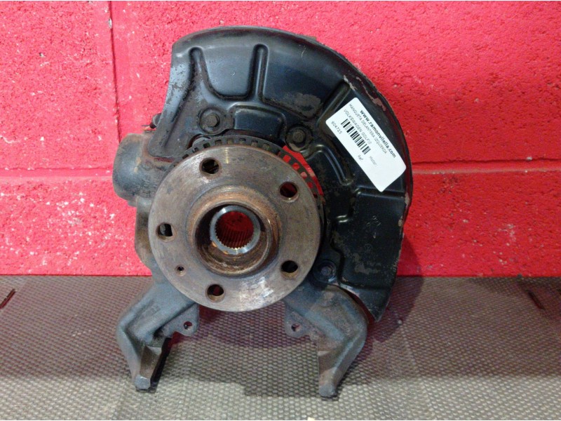 Recambio de mangueta delantera izquierda para volkswagen golf referencia OEM IAM    Recambio de mangueta delantera izquierda para volkswagen golf referencia OEM IAM