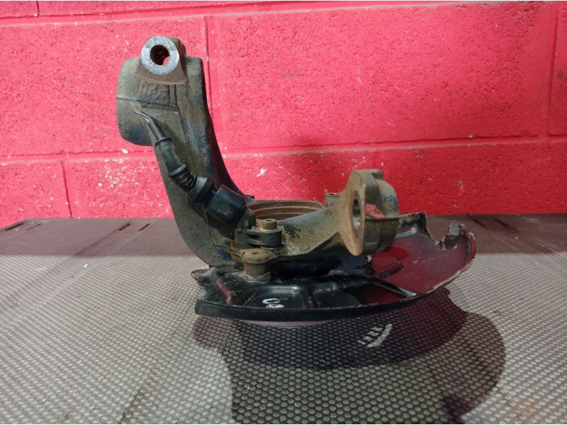 Recambio de mangueta delantera izquierda para volkswagen golf referencia OEM IAM    Recambio de mangueta delantera izquierda para volkswagen golf referencia OEM IAM