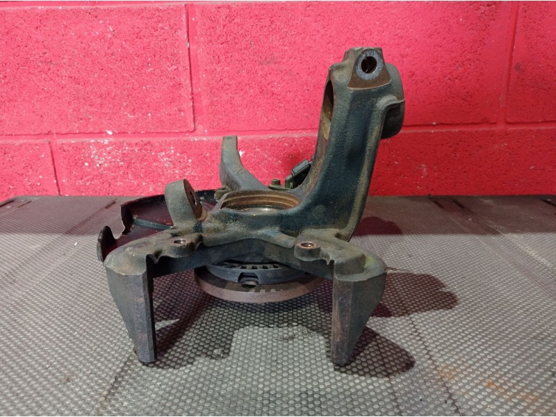 Recambio de mangueta delantera izquierda para volkswagen golf referencia OEM IAM    Recambio de mangueta delantera izquierda para volkswagen golf referencia OEM IAM