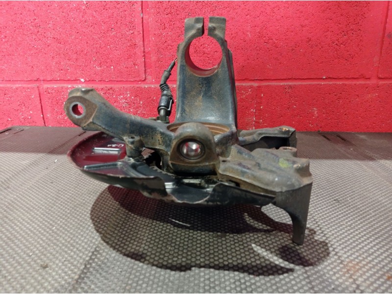 Recambio de mangueta delantera izquierda para volkswagen golf referencia OEM IAM    Recambio de mangueta delantera izquierda para volkswagen golf referencia OEM IAM