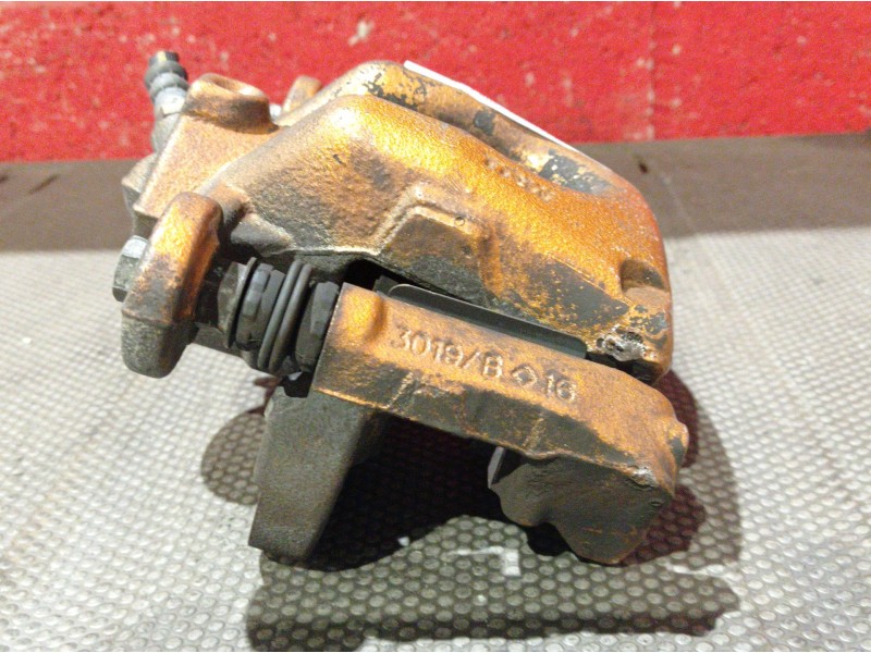 Recambio de pinza freno delantera izquierda para bmw serie 1 berlina (e81/e87) 118d referencia OEM IAM   